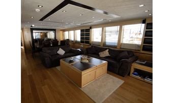 Zeppelin yacht charter lifestyle