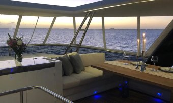 Long Monday yacht charter lifestyle