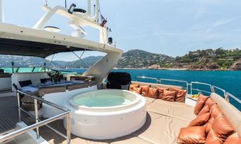 Accama Delta yacht charter lifestyle