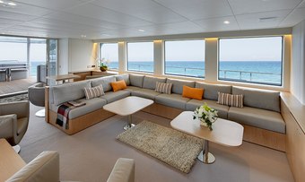 Black Pearl yacht charter lifestyle