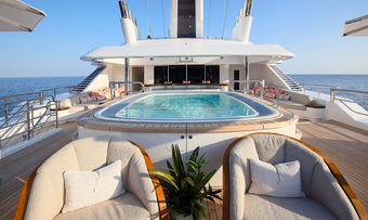 Gigia yacht charter lifestyle