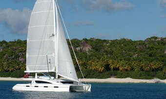 Zingara yacht charter lifestyle