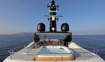 Aero yacht charter lifestyle