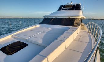 Chaser yacht charter lifestyle