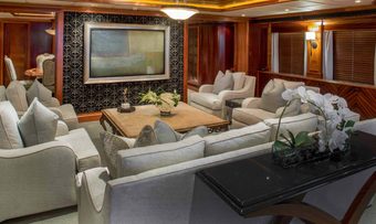 Unbridled yacht charter lifestyle