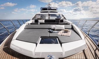 Escape yacht charter lifestyle