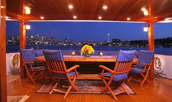 Kayana yacht charter lifestyle