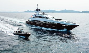 Bliss yacht charter Heesen Motor Yacht