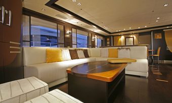 Quid Pro Quo yacht charter lifestyle