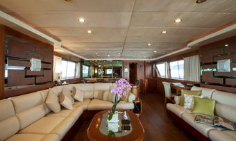 Black Pearl yacht charter lifestyle