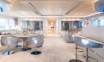 Lady Lara yacht charter lifestyle