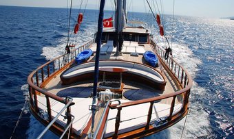 Atalante yacht charter lifestyle