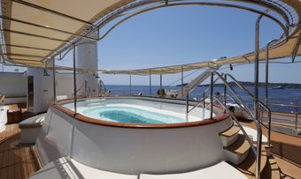 Sherakhan yacht charter lifestyle