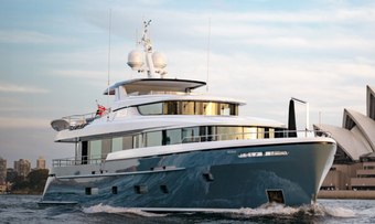 Belle yacht charter Moonen Motor Yacht