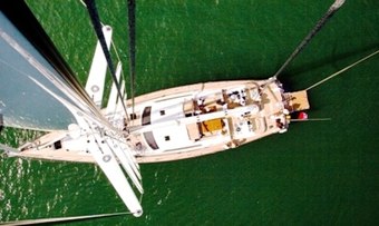 Infinity yacht charter lifestyle