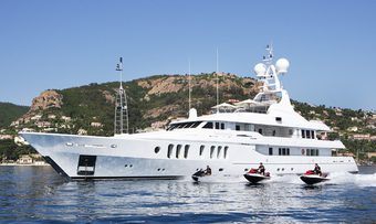 Talisman Maiton yacht charter Turquoise Yachts Motor Yacht