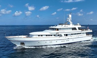 Cheetah Moon yacht charter Cantieri Navali Nicolini Motor Yacht