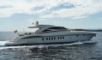Allie yacht charter Spertini Alalunga Motor Yacht
