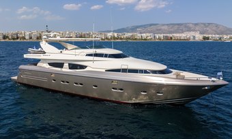 Why yacht charter Posillipo Motor Yacht