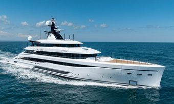 Amor a Vida yacht charter CRN Yachts Motor Yacht