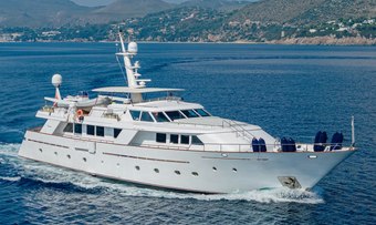 Nightflower yacht charter Codecasa Motor Yacht