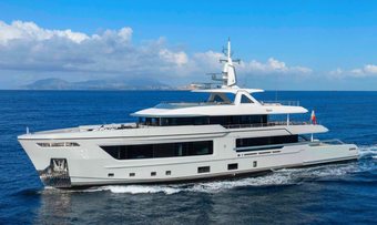 Babbo yacht charter Cantiere delle Marche Motor Yacht