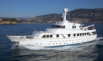 Mizar yacht charter Benetti Motor Yacht
