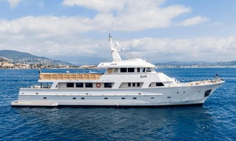 Eva yacht charter Cheoy Lee Motor Yacht
