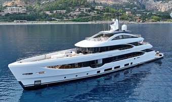 Lumiere yacht charter Benetti Motor Yacht