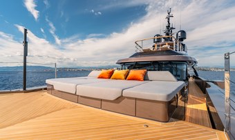 RAJA² yacht charter lifestyle