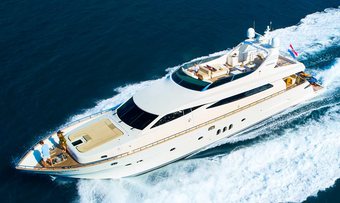 Karisma yacht charter Canados Motor Yacht