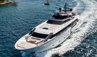Destino yacht charter lifestyle