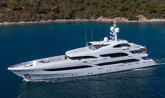 Immersive yacht charter Turquoise Yachts Motor Yacht