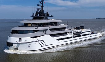N                     Q yacht charter Royal Niestern Sander Motor Yacht