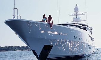 Lazy Z yacht charter lifestyle