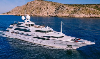 Dilara yacht charter Benetti Motor Yacht