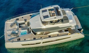 Elly yacht charter Fountaine Pajot Motor Yacht