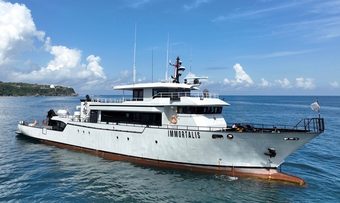 Southern Cross yacht charter Niigata Shipyard Motor Yacht