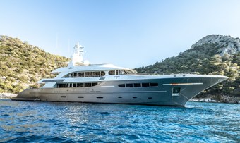 Ghost III yacht charter Acico Motor Yacht