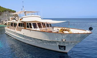 Stalca yacht charter Visch Motor Yacht