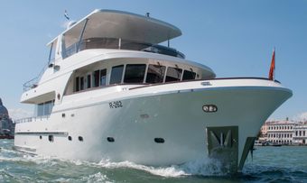 My Way yacht charter Cantieri Vizianello Motor Yacht