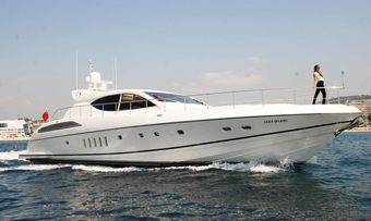 Lady Splash yacht charter Leopard Motor Yacht
