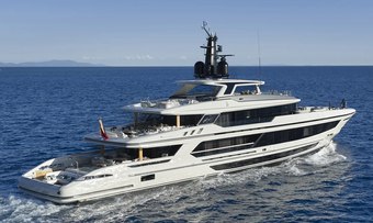Awandra yacht charter Baglietto Motor Yacht