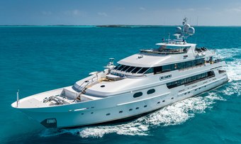 Amore yacht charter Christensen Motor Yacht