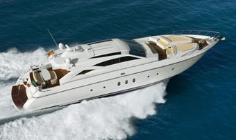 Trilly yacht charter lifestyle