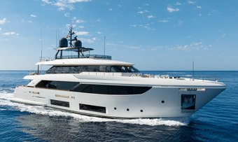 Mac One yacht charter Custom Line Motor Yacht