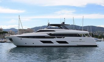 Upstream yacht charter Ferretti Yachts Motor Yacht