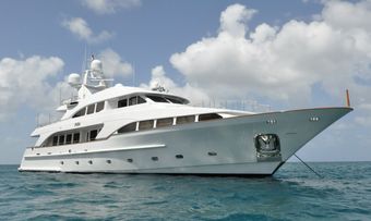 Hoshi yacht charter Benetti Motor Yacht