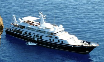 Wilamina yacht charter Toughs Shipyard Motor Yacht