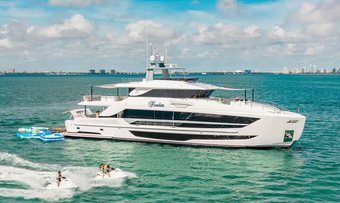 Liquid Cooling yacht charter Horizon Motor Yacht